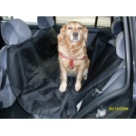 Mata ochronna dla psa na siedzenia do samochodu przed brudnymi łapkami pupila!